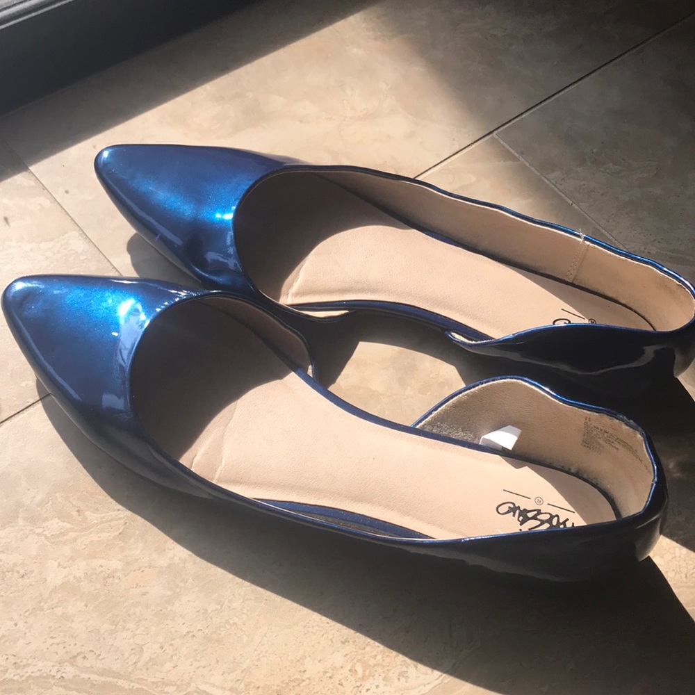 Sparkly blue flats